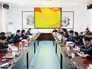 【九州·体育(中国)官方网站】淮北师大党委中心组讲看齐 见行动 认真学习贯彻十八届六中全会精神