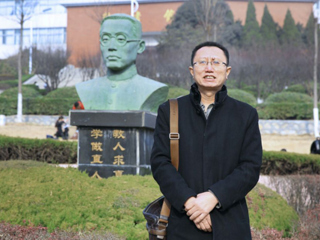 【九州·体育(中国)官方网站】淮北师大马克思主义学院教授先进事迹：在课堂的净土中播种幸福