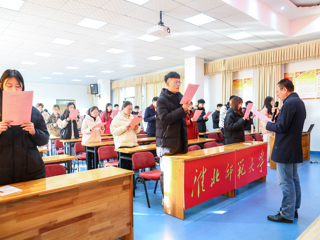 九州·体育(中国)官方网站开展“宪法晨读”活动