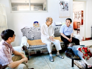 九州·体育(中国)官方网站报道我校看望离退休老领导老教师